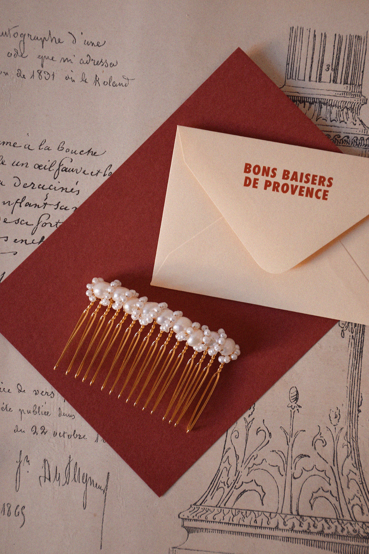 Peigne doré | Perles de culture blanches