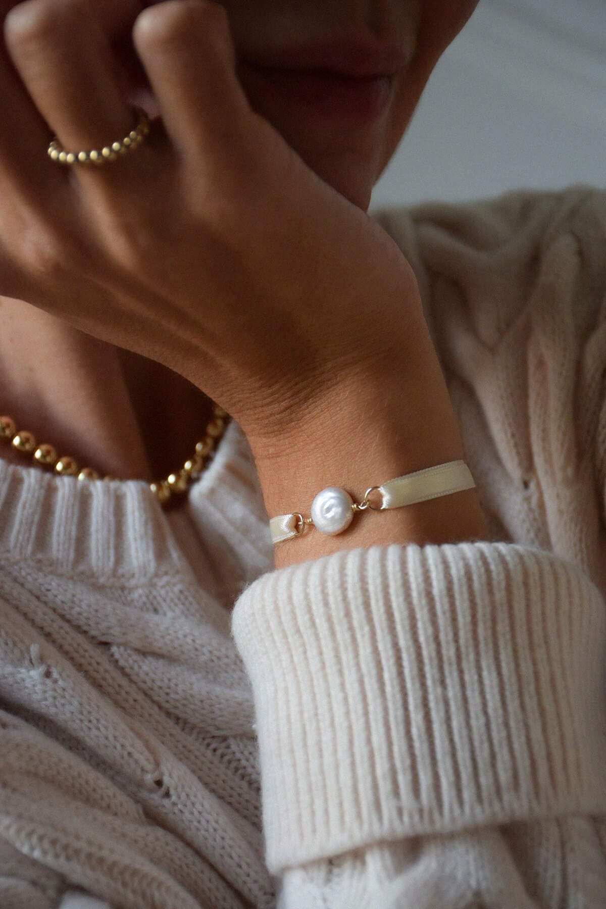 Bracelet ruban avec Perle Ronde