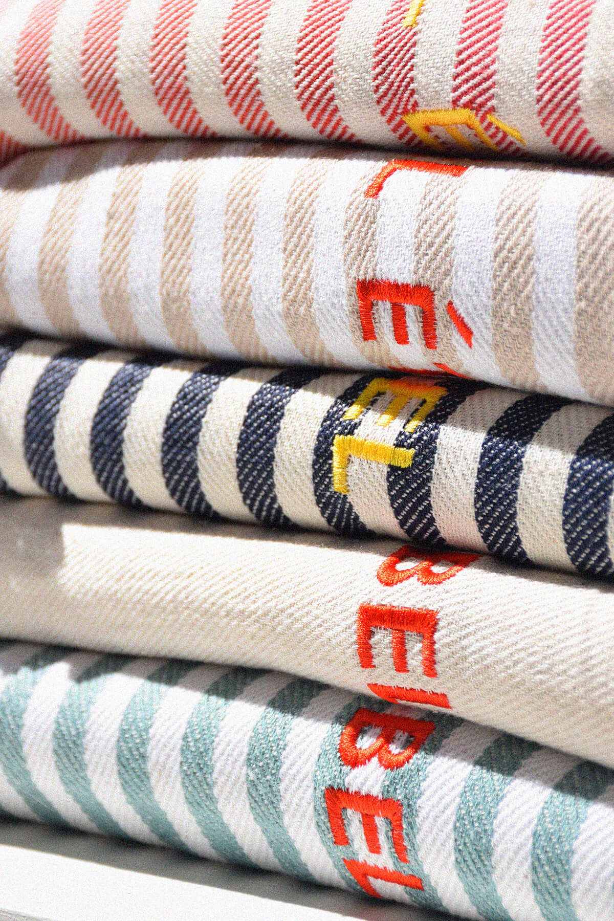 Fouta Le bel été | Rayures Rouges