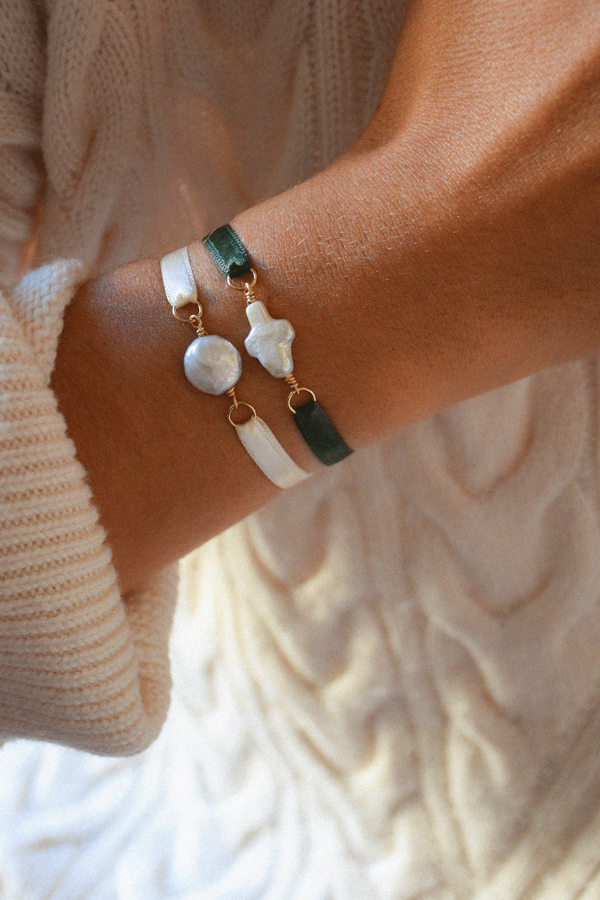 Bracelet ruban de Noël avec Perle Croix
