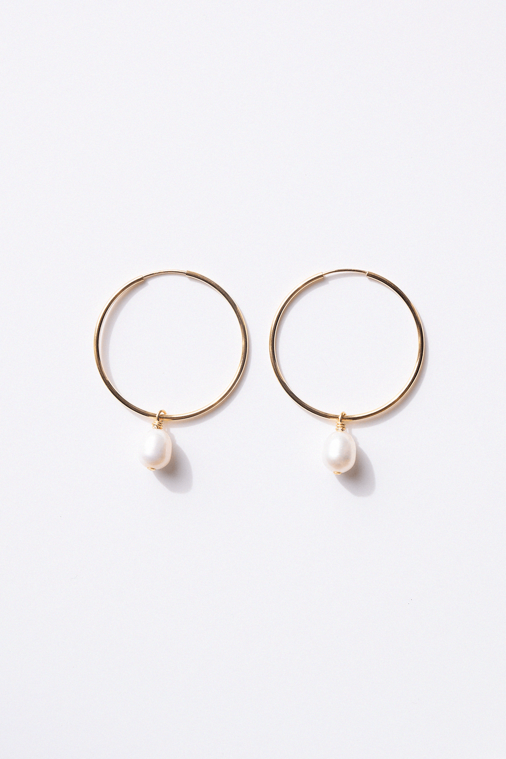 CHLOE | Créoles perlées - Les bijoux d'Hani CHLOE | Créoles perlées - Les bijoux d'Hani