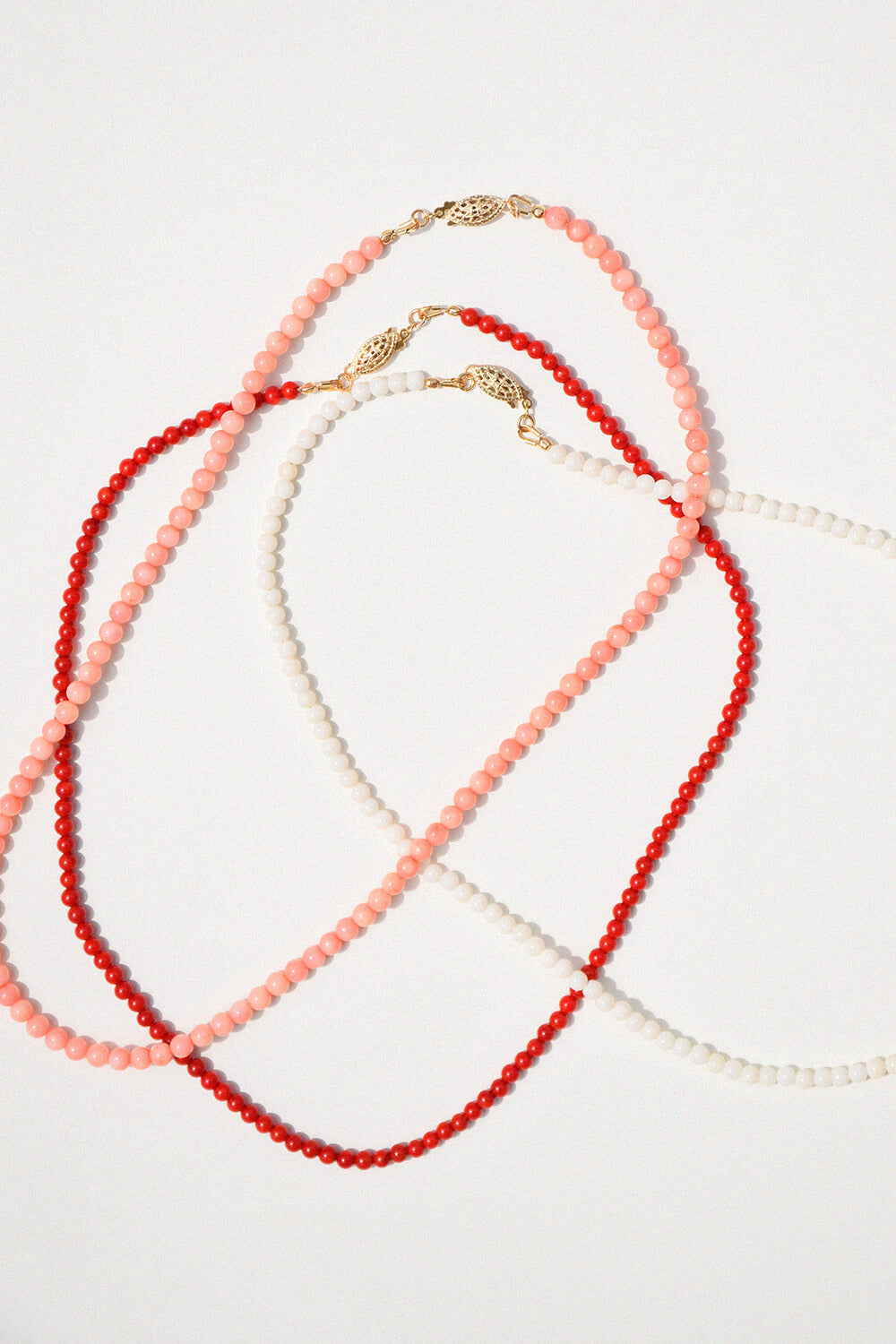 Collier Plastron En Perles De Bambou De Mer Rouge - Forme Piments, Longueur 51-55 Cm, Occasion
